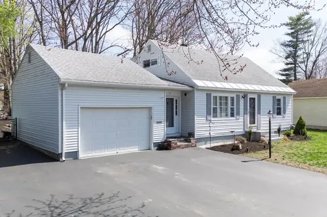 6 Paul Avenue Nashua NH 03060