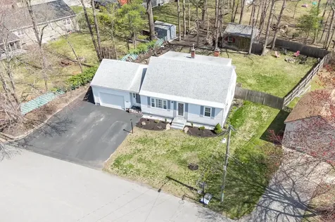 6 Paul Avenue Nashua NH 03060