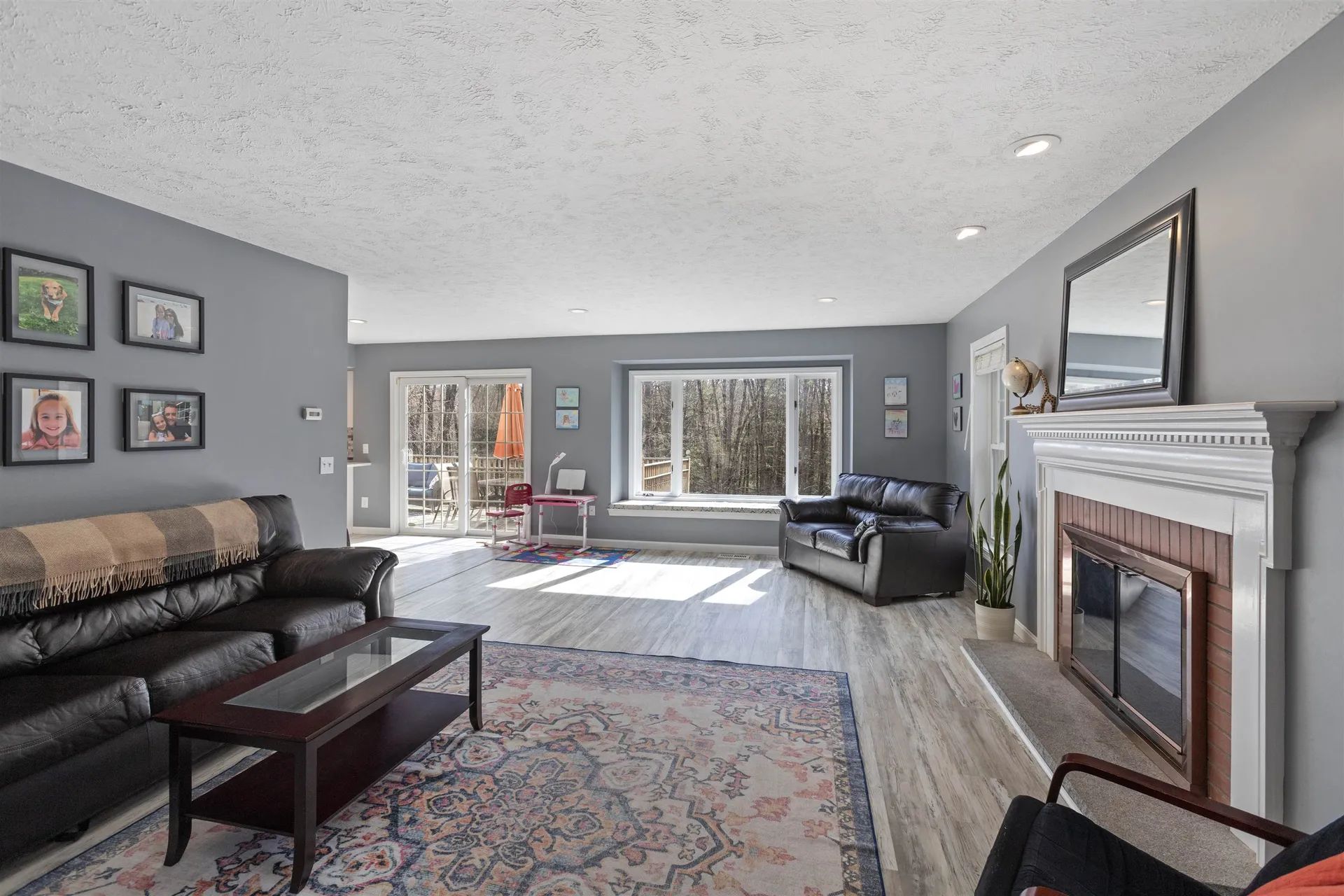 40 Fairlane Drive Bedford NH 03110