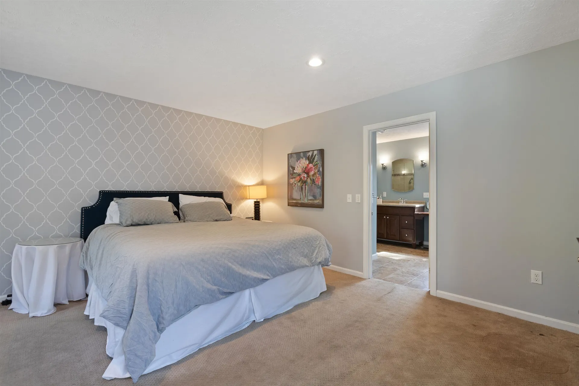 40 Fairlane Drive Bedford NH 03110