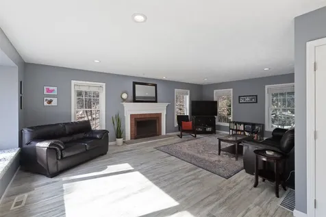 40 Fairlane Drive Bedford NH 03110