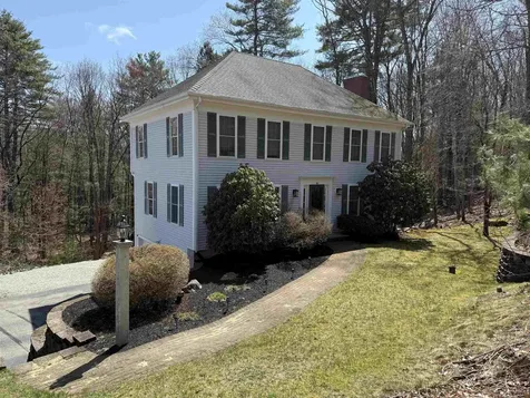 40 Fairlane Drive Bedford NH 03110