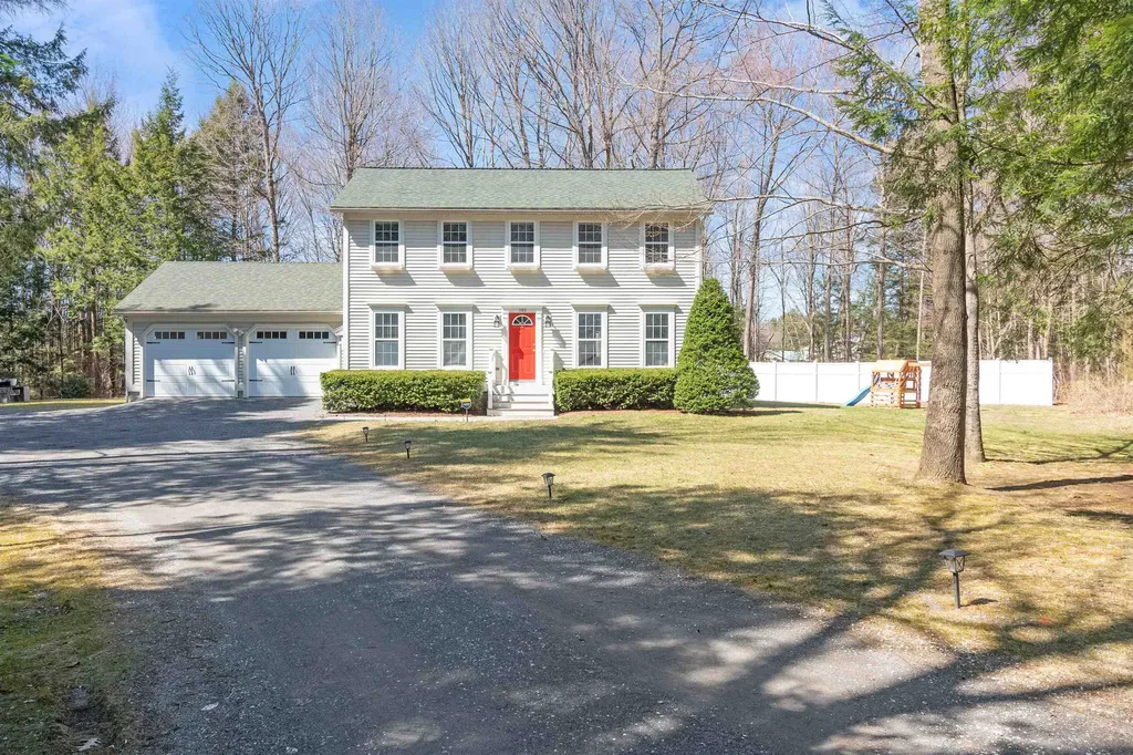 190 Village Drive Georgia VT 05454-5484