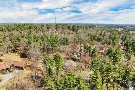 10 Mockingbird Hill Road Windham NH 03087
