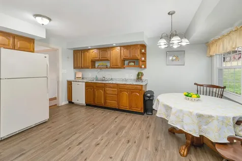 10 Mockingbird Hill Road Windham NH 03087