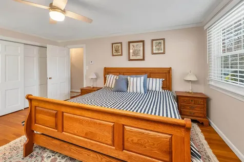 10 Mockingbird Hill Road Windham NH 03087