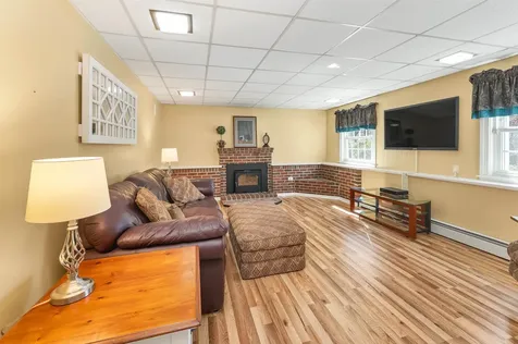 10 Mockingbird Hill Road Windham NH 03087