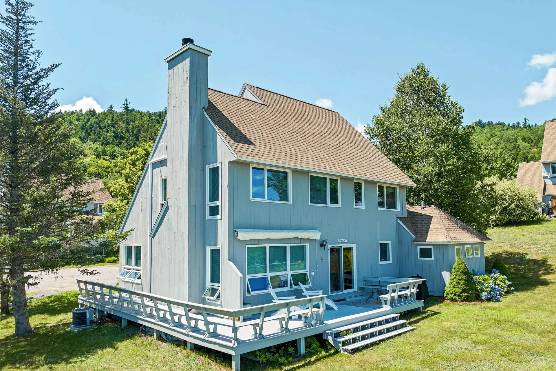 8 Ledgeview Way Plymouth NH 03264