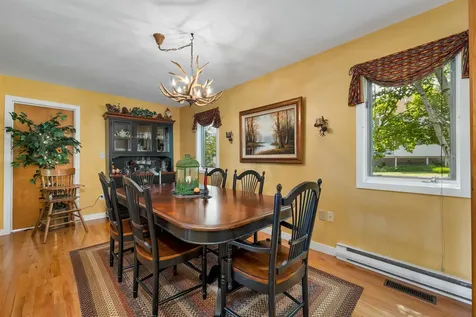 8 Ledgeview Way Plymouth NH 03264