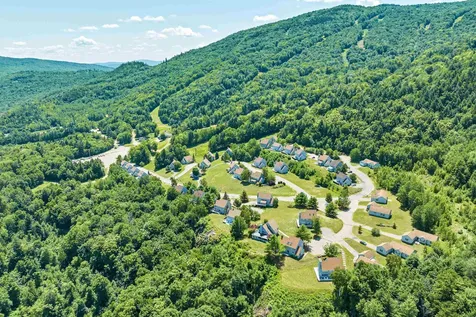 8 Ledgeview Way Plymouth NH 03264