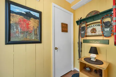 8 Ledgeview Way Plymouth NH 03264