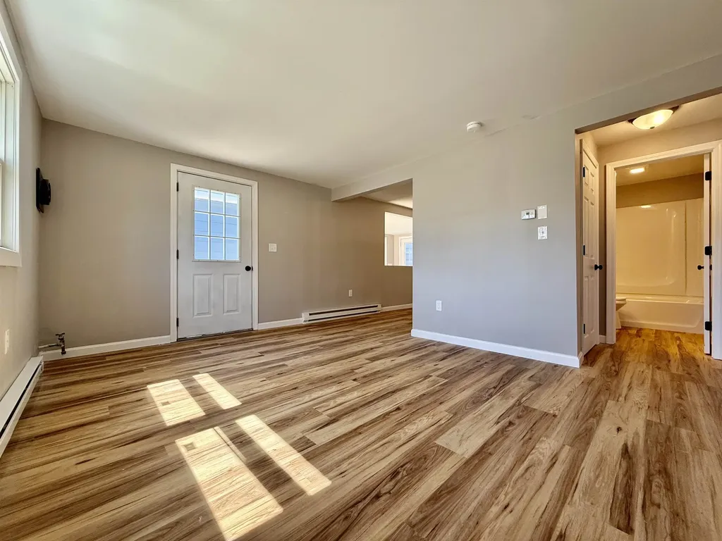 212 Holly Lane Portsmouth NH 03801