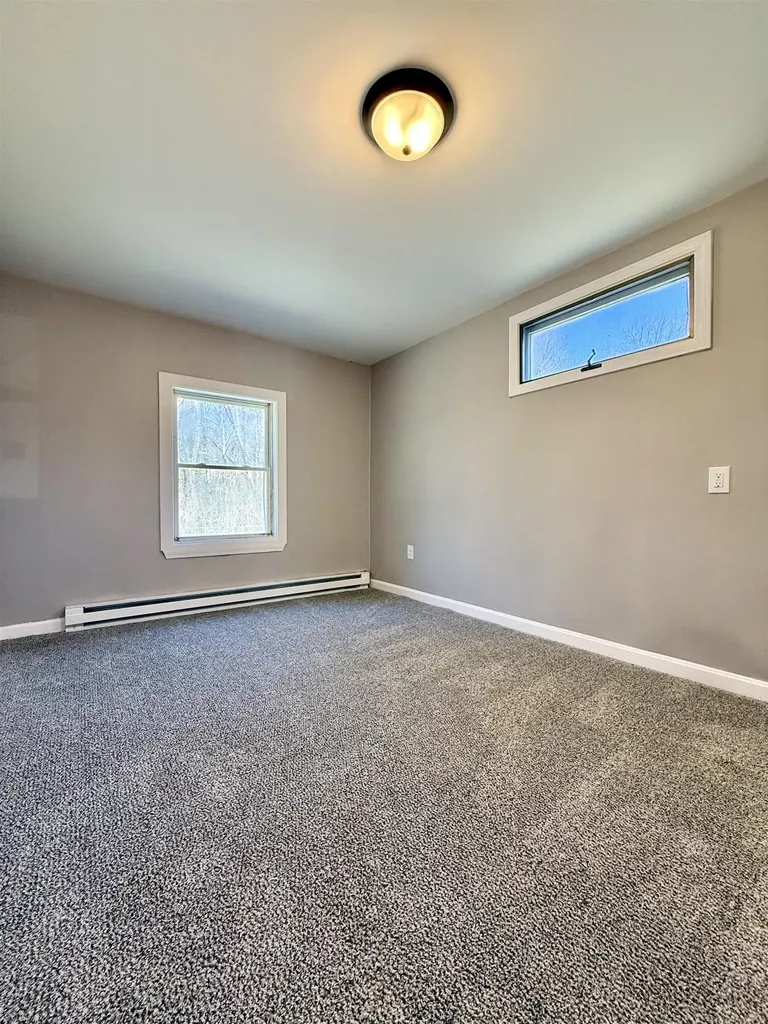 212 Holly Lane Portsmouth NH 03801