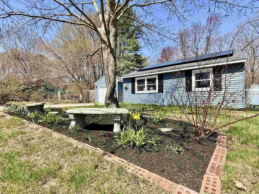 212 Holly Lane Portsmouth NH 03801