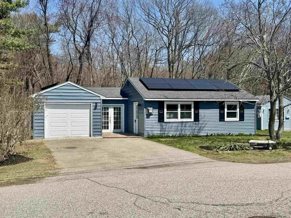 212 Holly Lane Portsmouth NH 03801