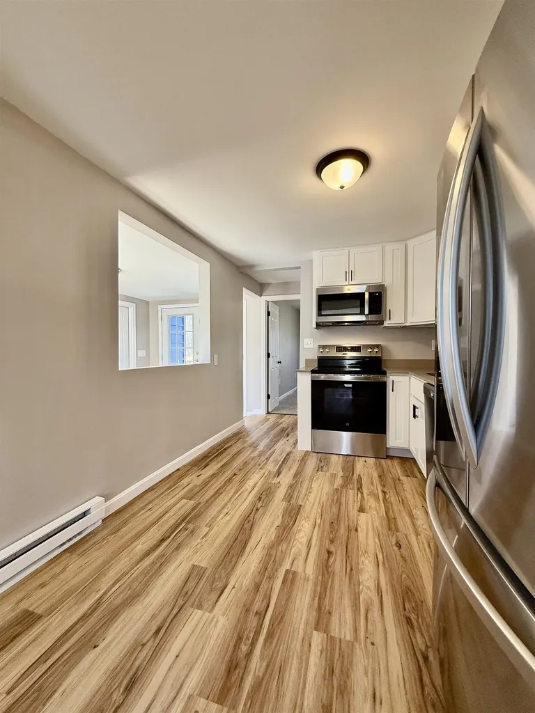 212 Holly Lane Portsmouth NH 03801