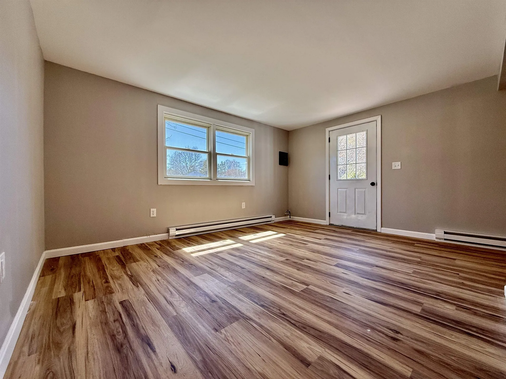 212 Holly Lane Portsmouth NH 03801