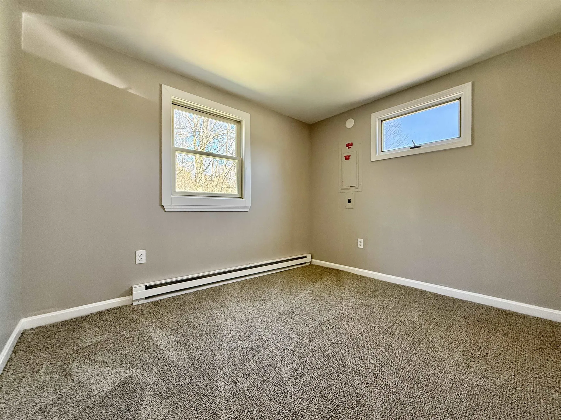 212 Holly Lane Portsmouth NH 03801