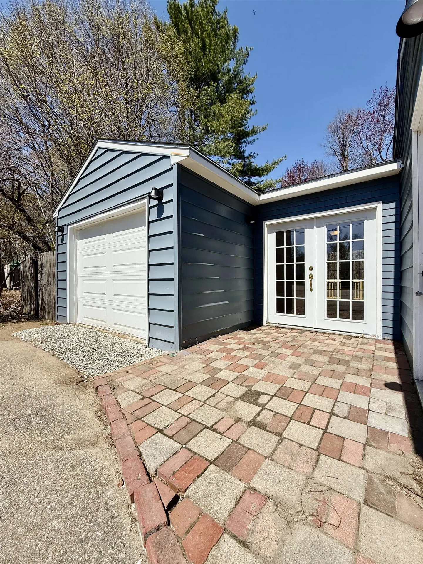 212 Holly Lane Portsmouth NH 03801