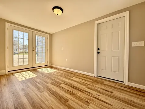 212 Holly Lane Portsmouth NH 03801