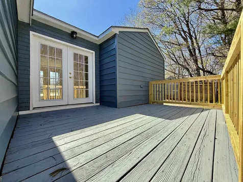 212 Holly Lane Portsmouth NH 03801