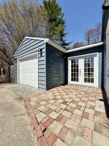 212 Holly Lane Portsmouth NH 03801