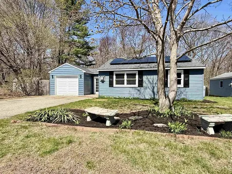 212 Holly Lane Portsmouth NH 03801