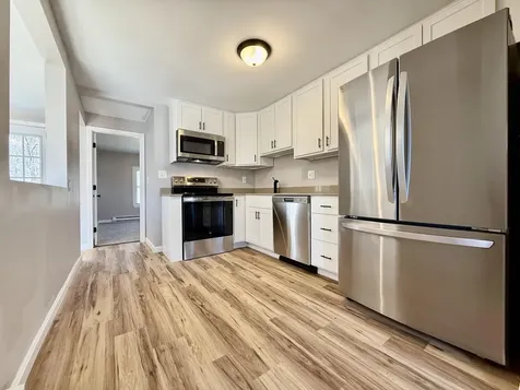 212 Holly Lane Portsmouth NH 03801