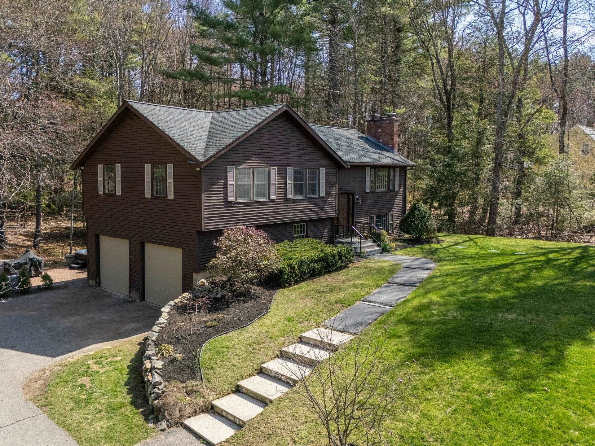 12 Butterfield Lane Stratham NH 03885