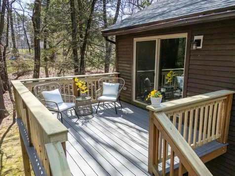 12 Butterfield Lane Stratham NH 03885