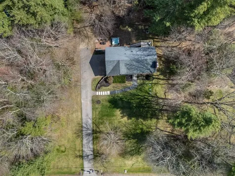 12 Butterfield Lane Stratham NH 03885