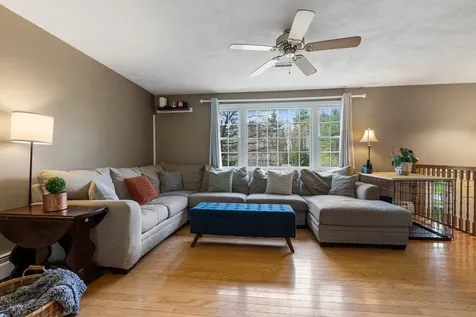 12 Butterfield Lane Stratham NH 03885