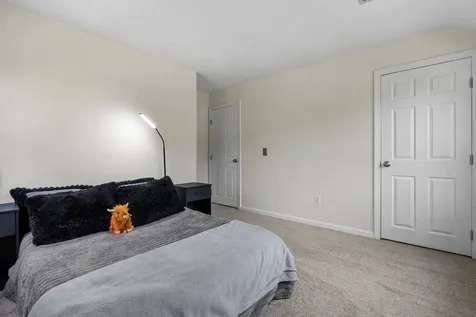12 Butterfield Lane Stratham NH 03885