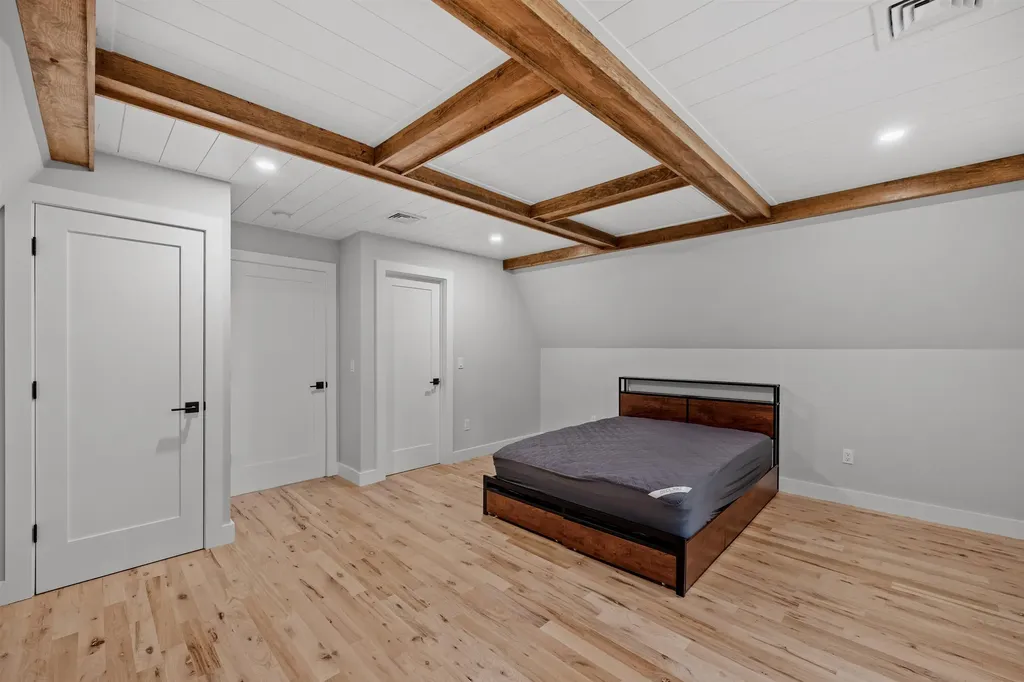 40 Huttwil Drive Madison NH 03849