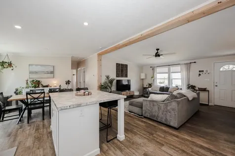 48 Farrell Loop Warner NH 03278