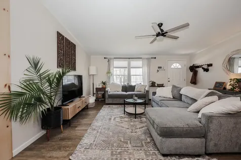 48 Farrell Loop Warner NH 03278