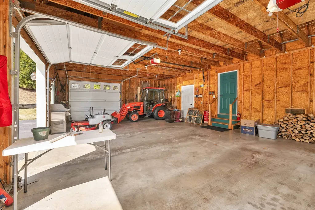 60 Deerwood Drive Wilmot NH 03287