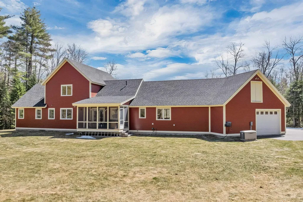 60 Deerwood Drive Wilmot NH 03287