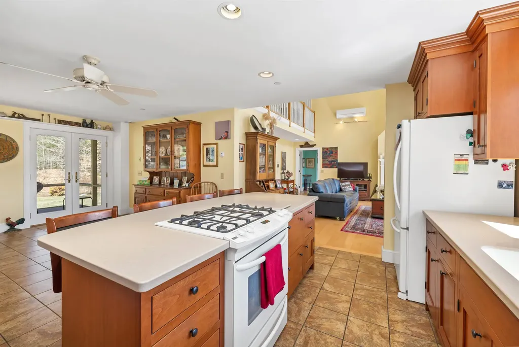 60 Deerwood Drive Wilmot NH 03287