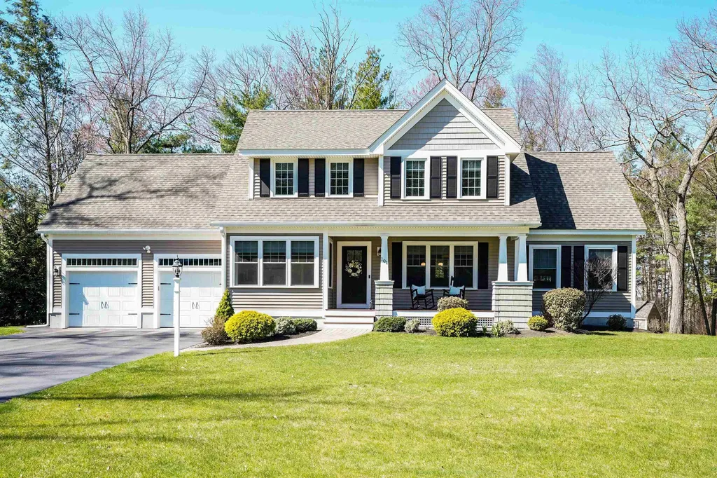 101 Grouse Run Pelham NH 03076