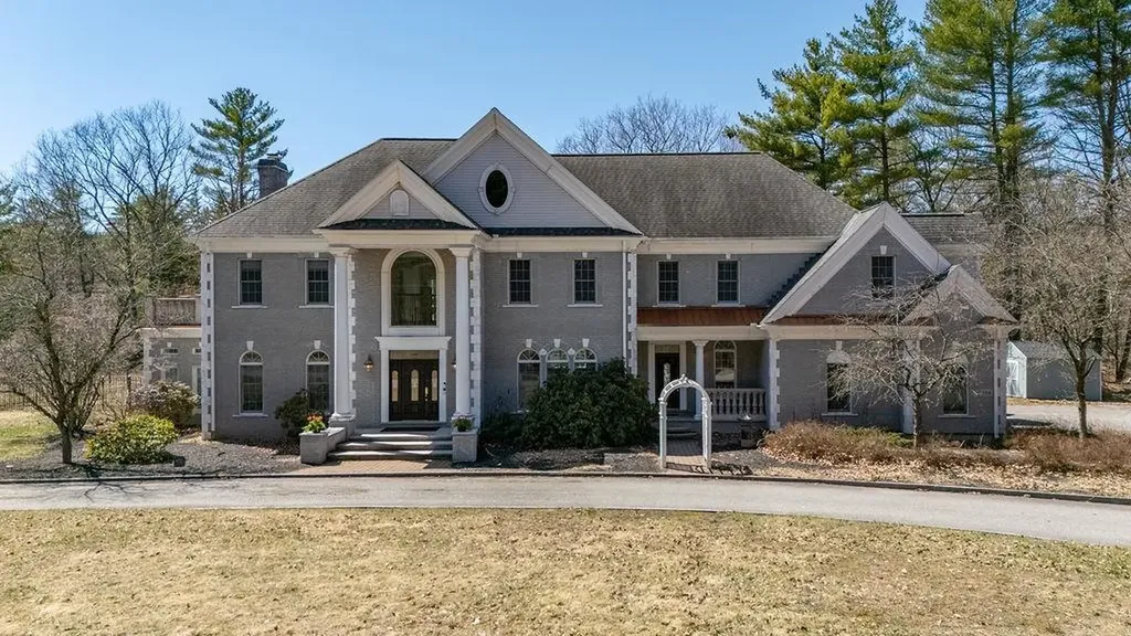 256 Intervale Road Canterbury NH 03224