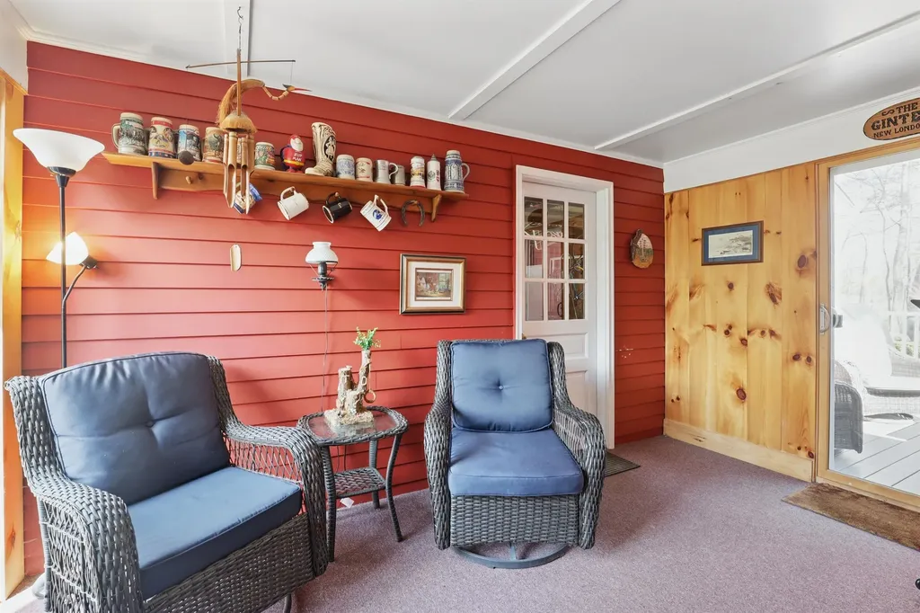 33 Everett Park New London NH 03257