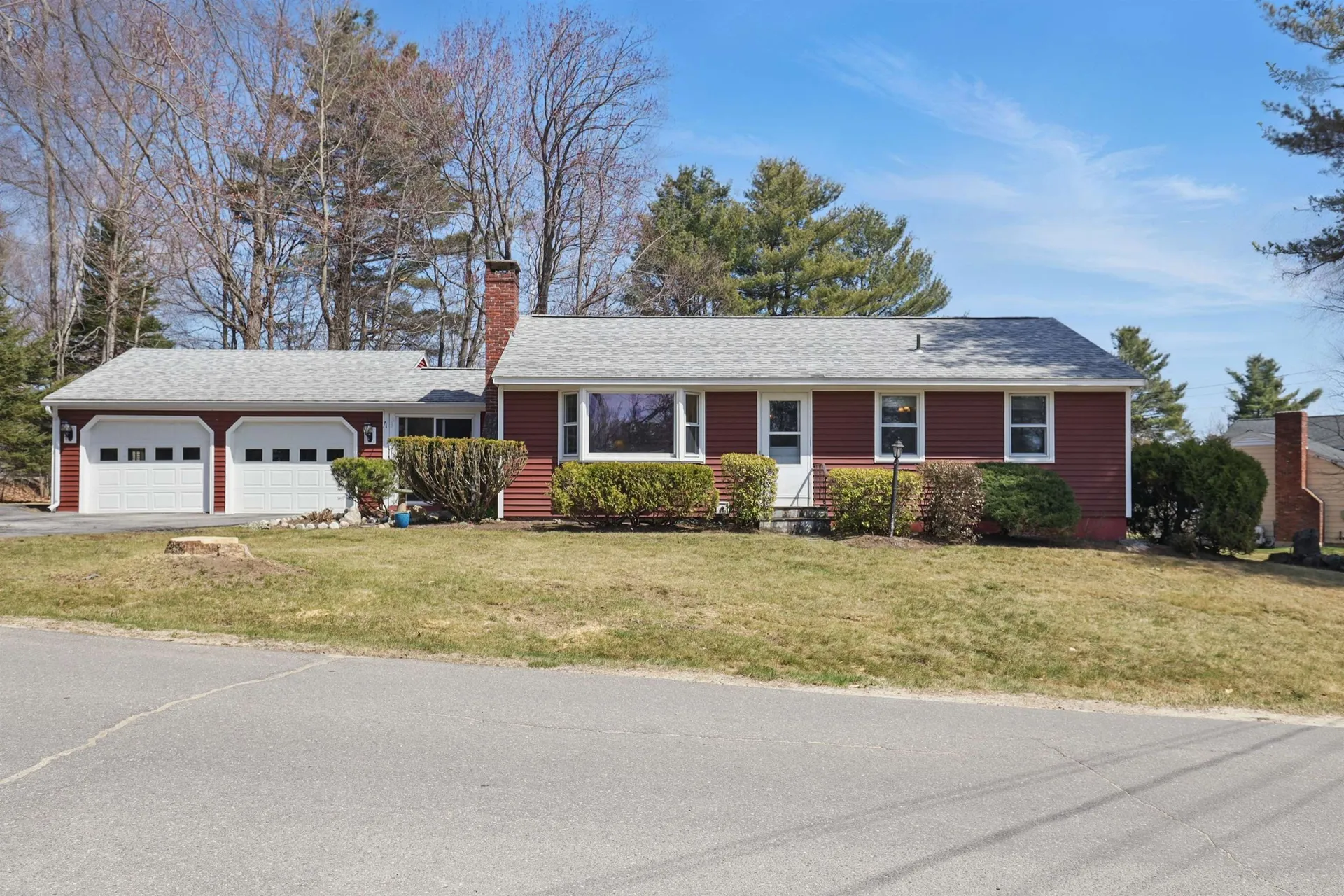 33 Everett Park New London NH 03257