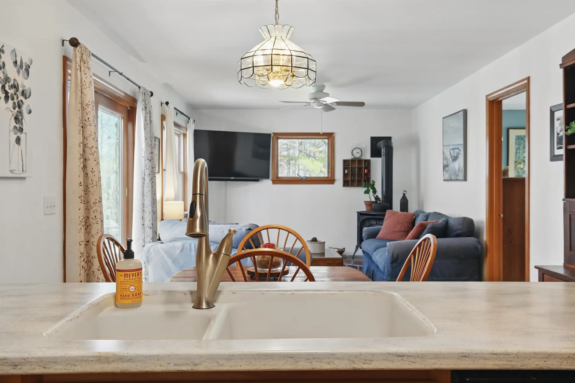 33 Everett Park New London NH 03257