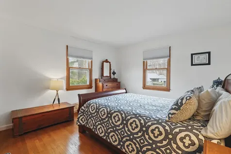 33 Everett Park New London NH 03257