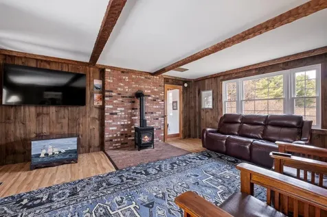 669 Old Homestead Highway Swanzey NH 03446