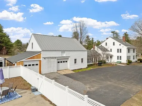 669 Old Homestead Highway Swanzey NH 03446