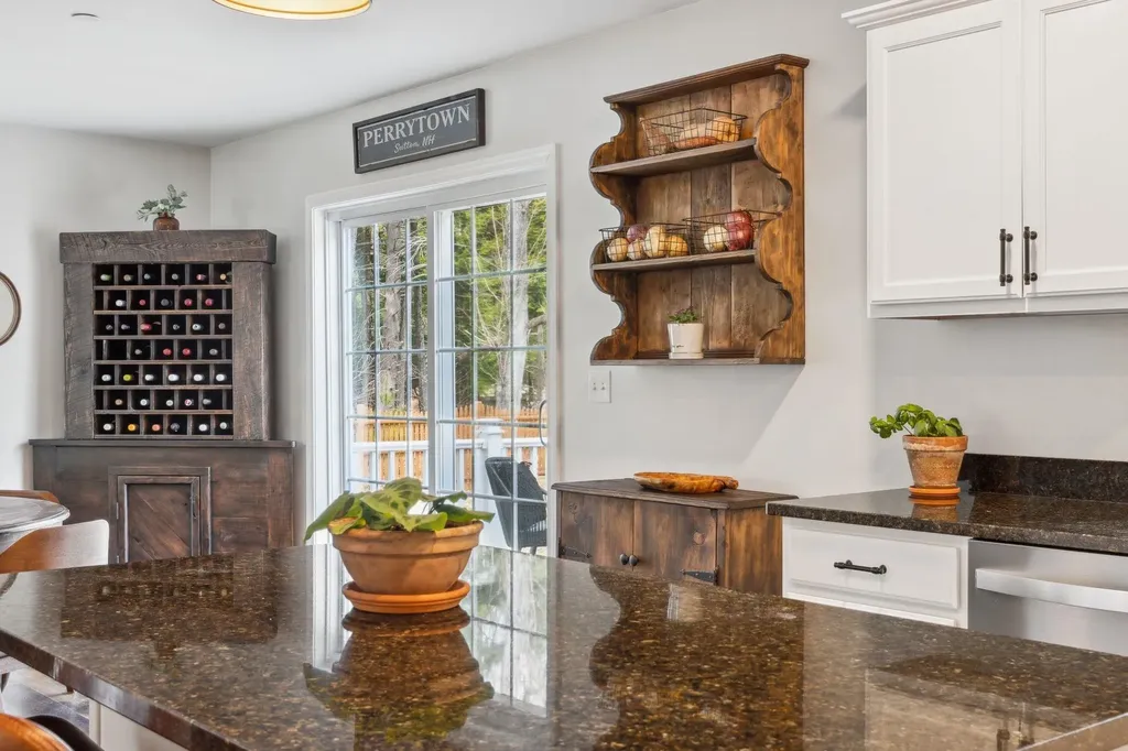 530 Kearsarge Valley Road Sutton NH 03260