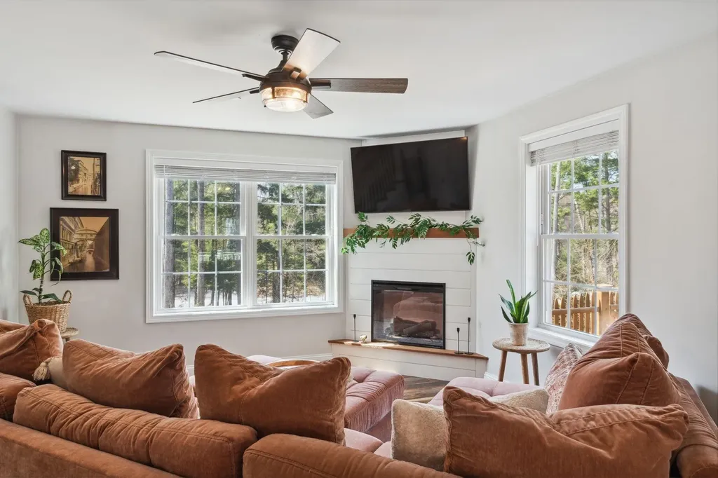 530 Kearsarge Valley Road Sutton NH 03260