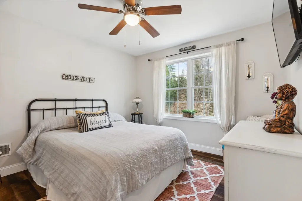 530 Kearsarge Valley Road Sutton NH 03260